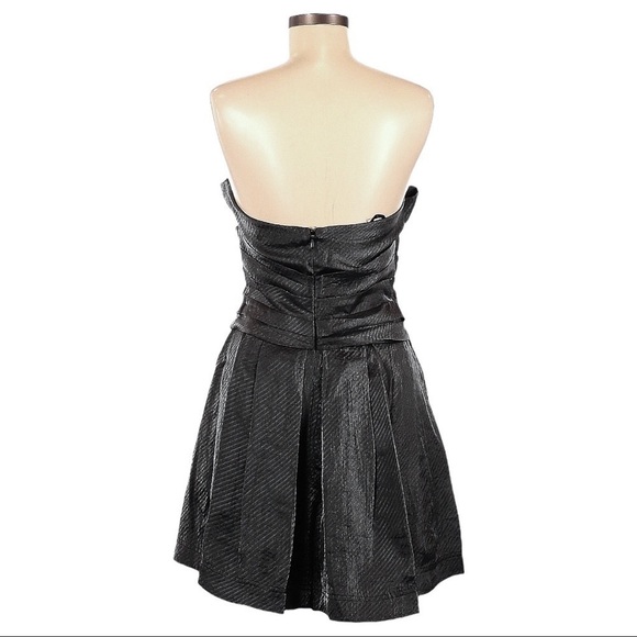 BCBGeneration Slate Gray Shiny Strapless Prom Pleated Cocktail Mini Dress Size 6 - Picture 3 of 10